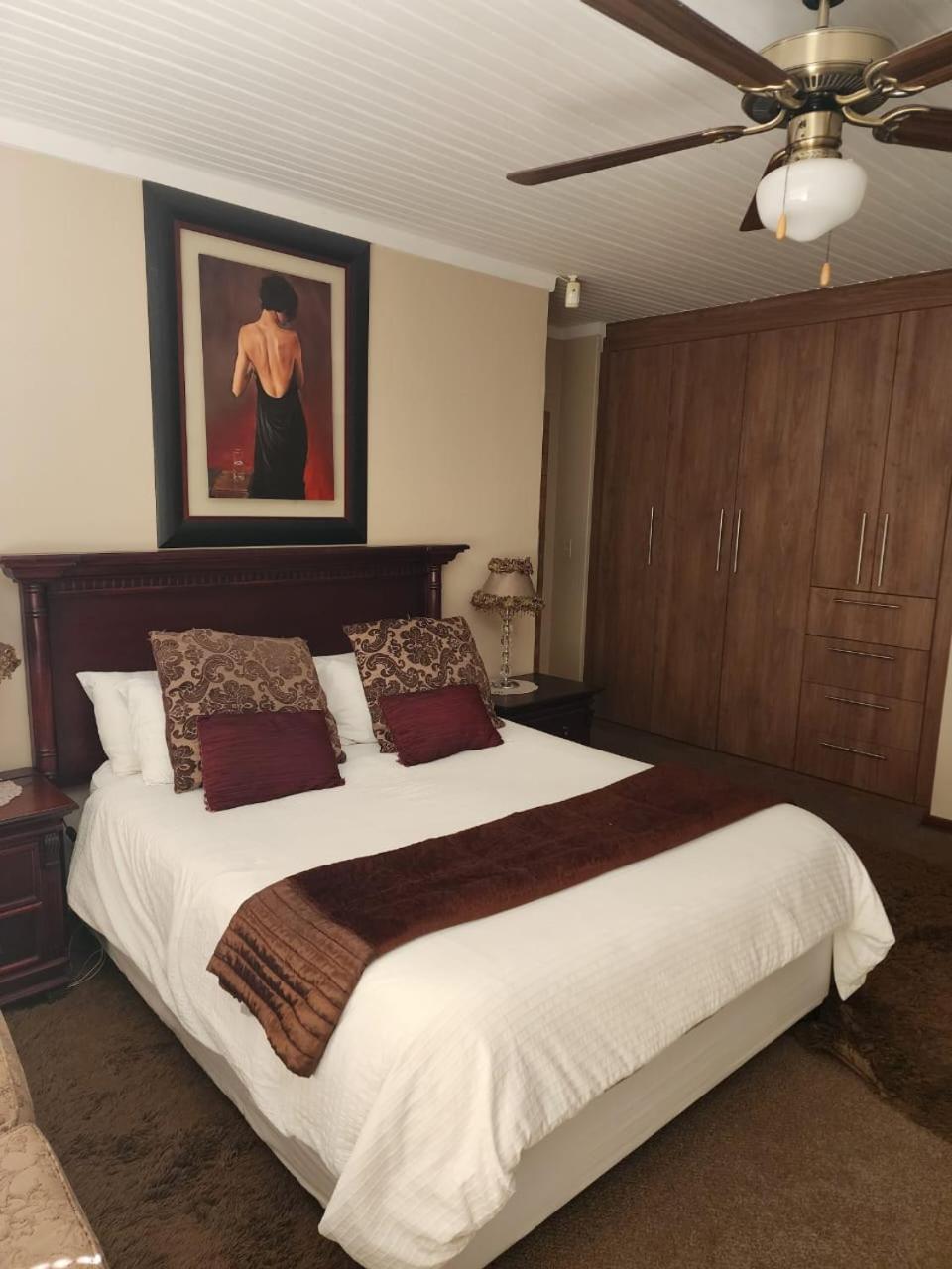 Villa Rose Cottages Bloemfontein Exterior foto